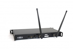 RFIntell QL7R/T1-B 720,500-754,000 МГц 2-канальная радиосистема с 2-мя ручными микрофонами в Чебаркуле